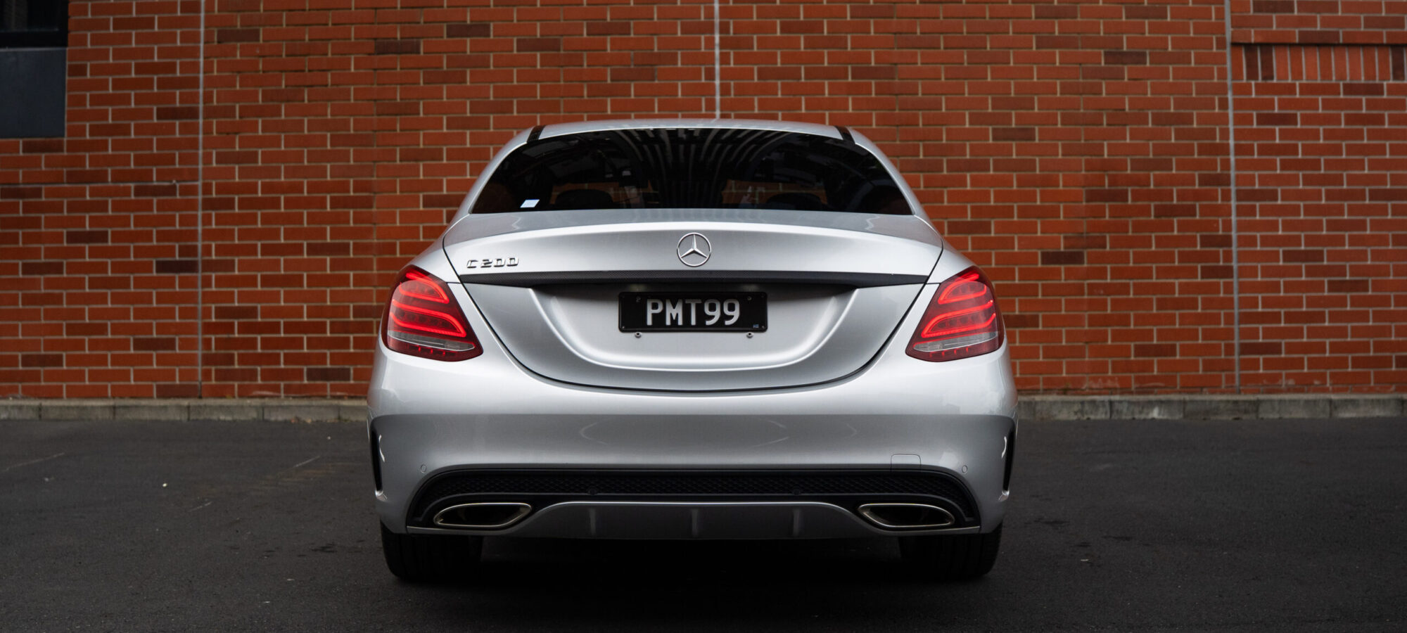 Vehicle Gallery Image