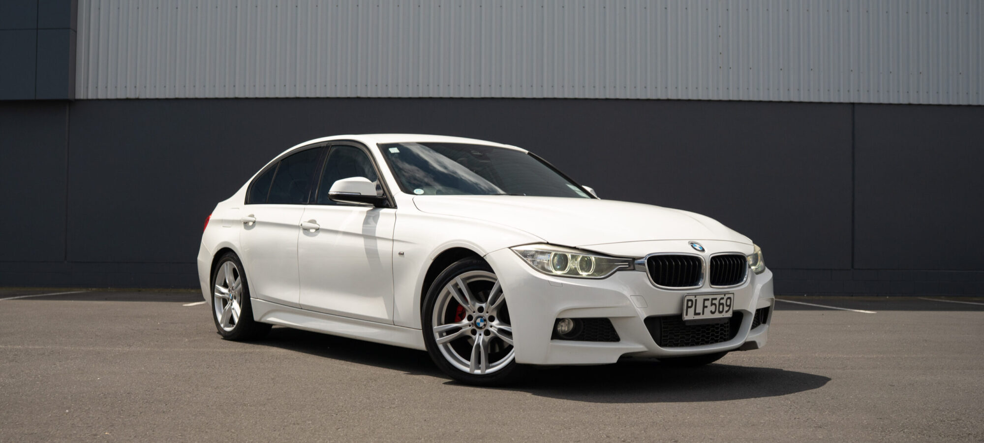 Vehicle Gallery Image