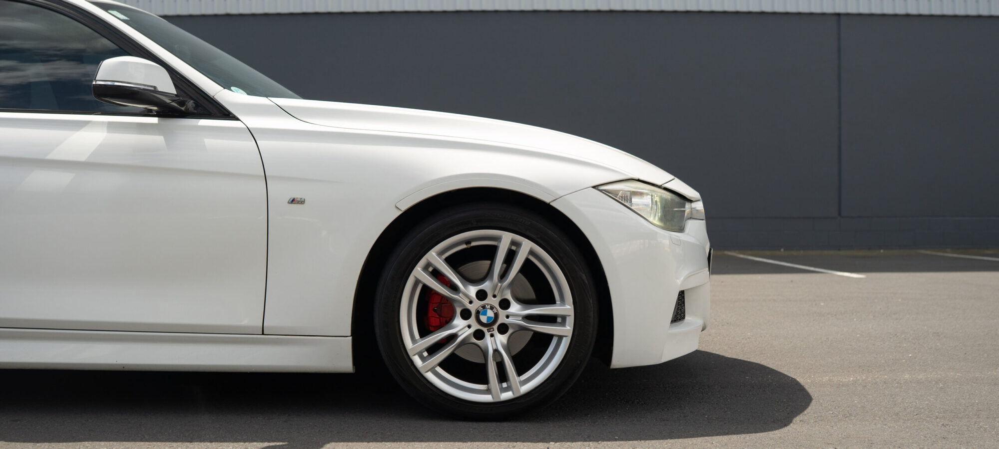 Vehicle Gallery Image