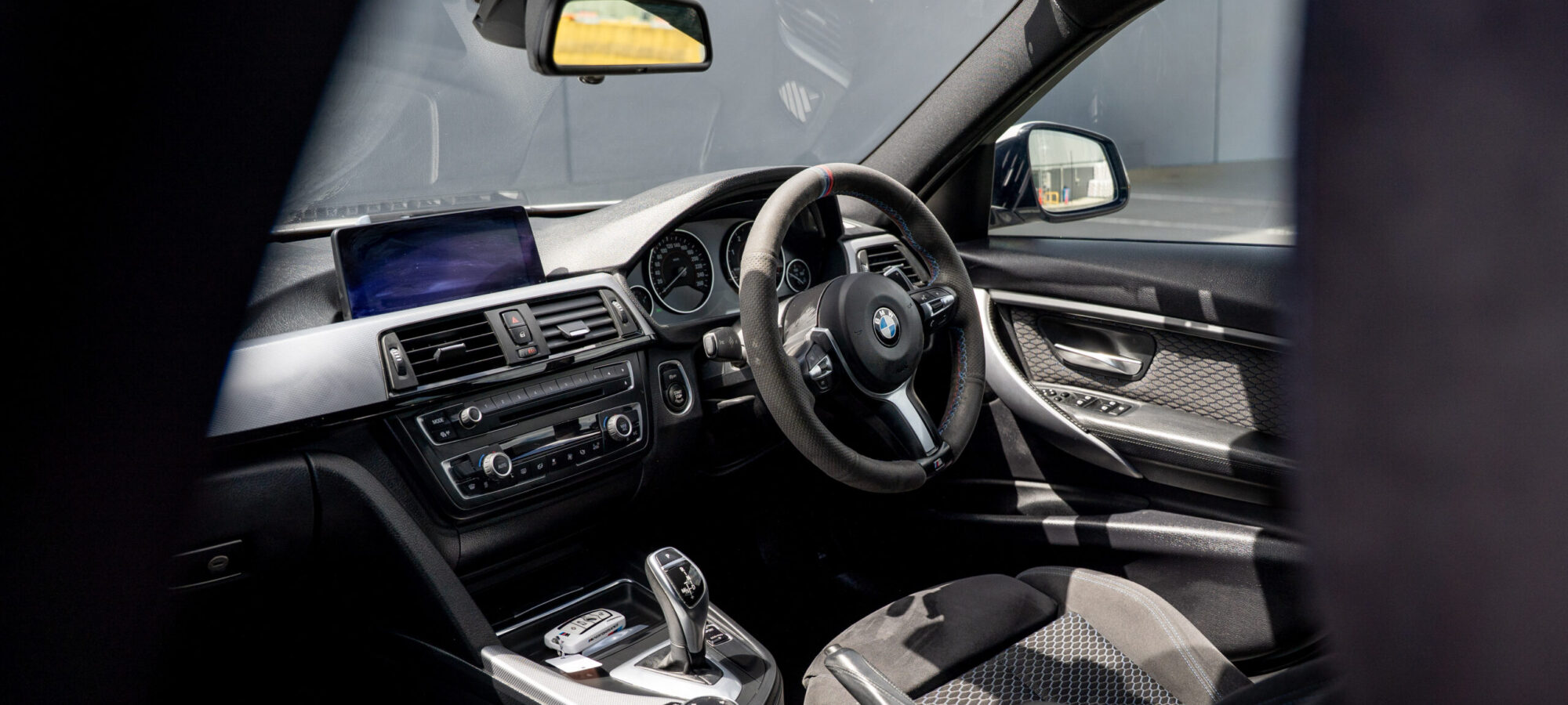Vehicle Gallery Image