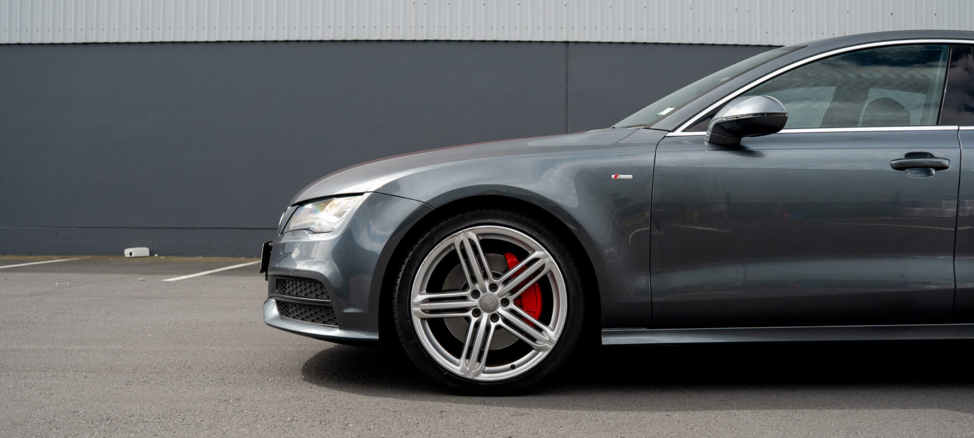 Vehicle Gallery Image