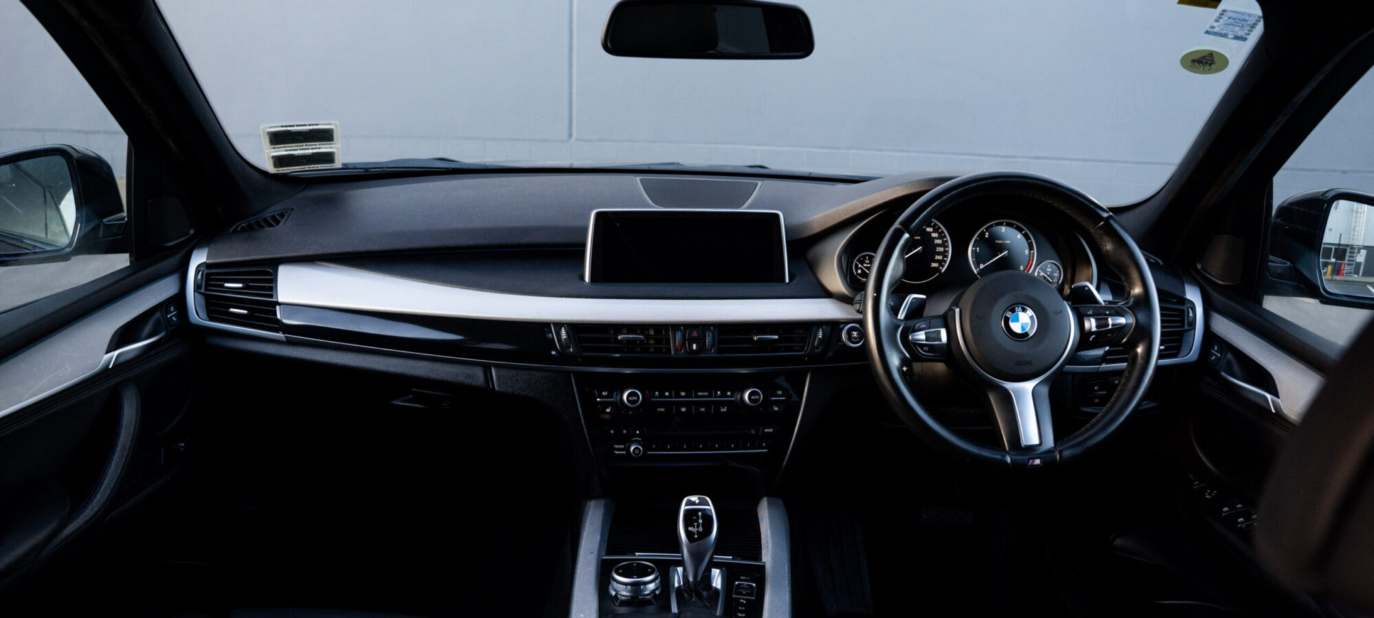 Vehicle Gallery Image