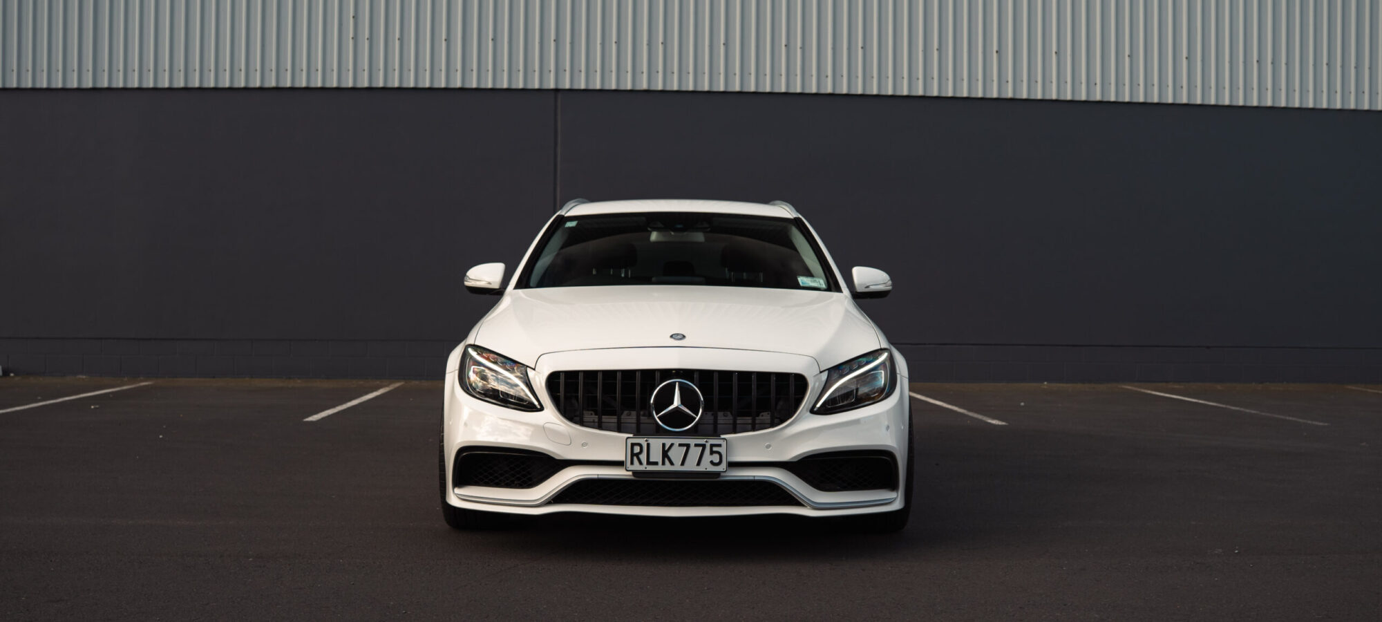 Vehicle Gallery Image