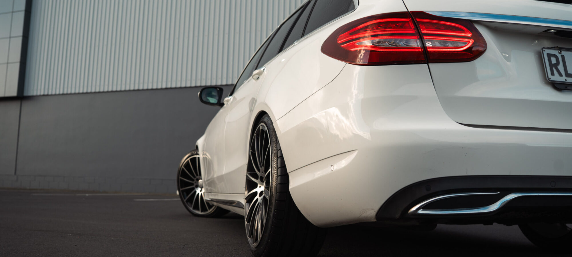 Vehicle Gallery Image