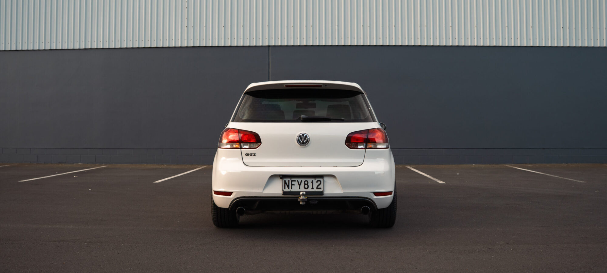 Vehicle Gallery Image